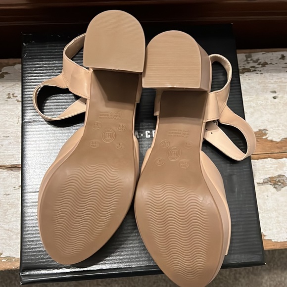 Chelsea Crew Black Label “Rose” platform sandals. Never worn - Picture 2 of 6